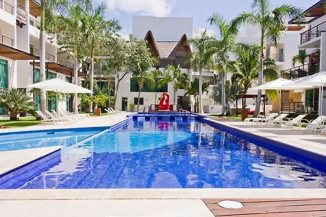 Via 38 - Luxury Condo Close To The Beach Playa del Carmen Apartment