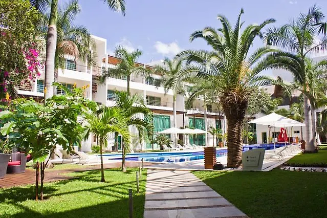 Via 38 - Luxury Condo Close To The Beach Playa del Carmen
