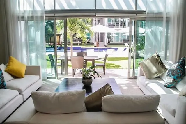 Via 38 - Luxury Condo Close To The Beach Playa del Carmen 0*,