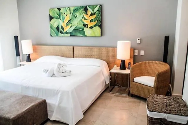 Via 38 - Luxury Condo Close To The Beach Playa del Carmen 0*,